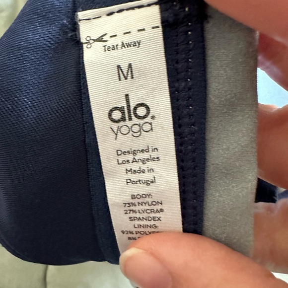 ALO Yoga Sports Bra Vapor Gradient Dusk Take Charge size medium - Picture 3 of 3